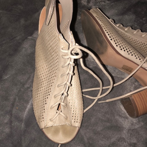 Call it spring chunky heel sandals - Picture 4 of 5